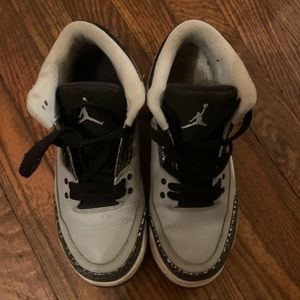 Jordan’s 3’s size 7